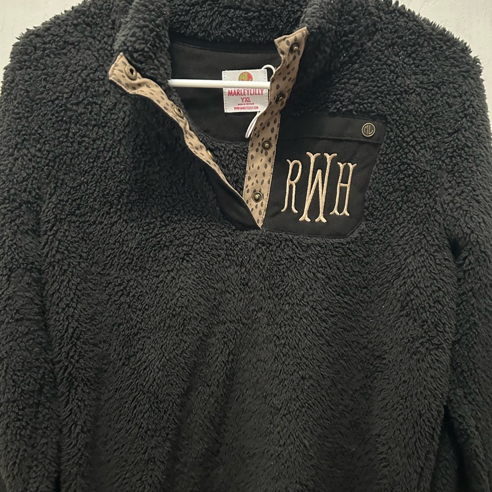 Youth XL Sherpa.